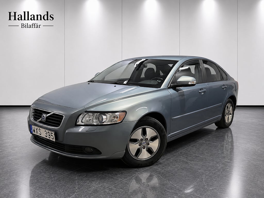 Volvo S40 1.6 D Momentum 109hk / Nyservad / Drag / 13000 mil