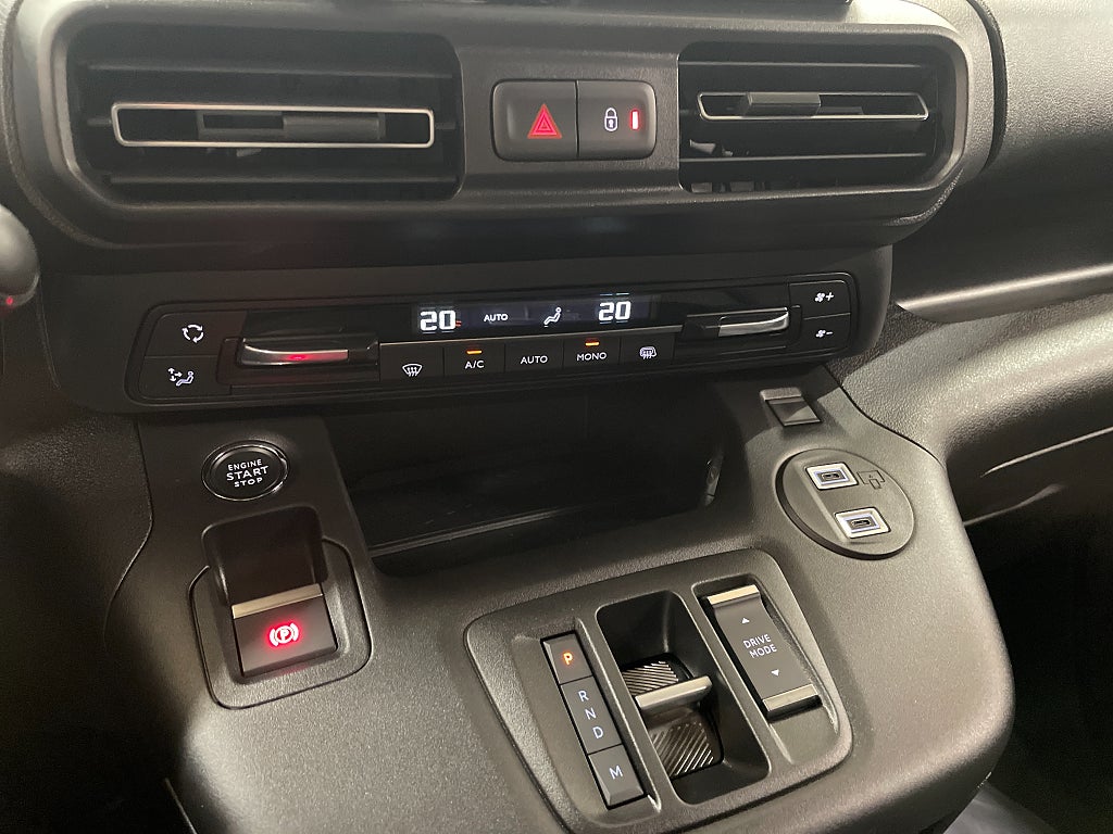 Bild på Peugeot Partner Plus 130hk Aut L2 - EDITION! SERVICE & VINTERHJUL INGÅR