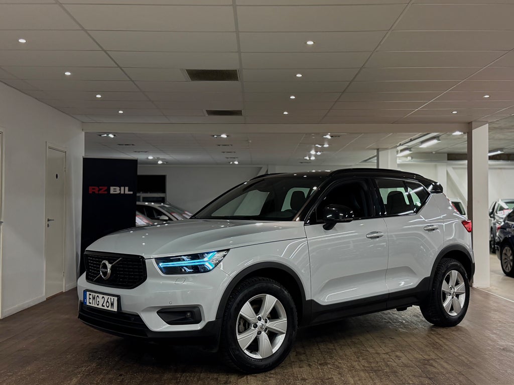 Volvo XC40 T2 R-Design #back kamera#skinn stolar#harman kardon