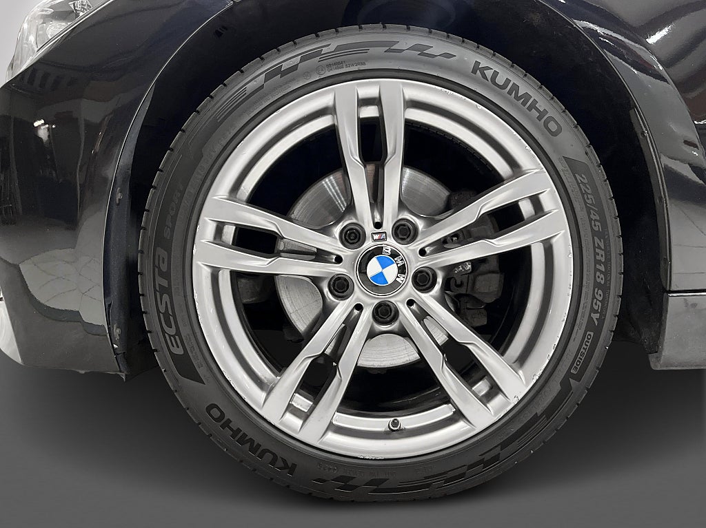BMW 320d Touring xDrive 184hk Steptronic M Sport "Drag"  – bild 18