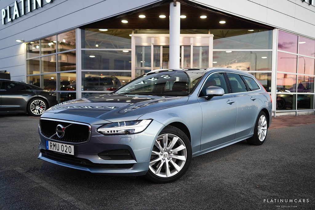 Volvo V90 T4 Momentum Advanced / VOC / Värmare / Nav