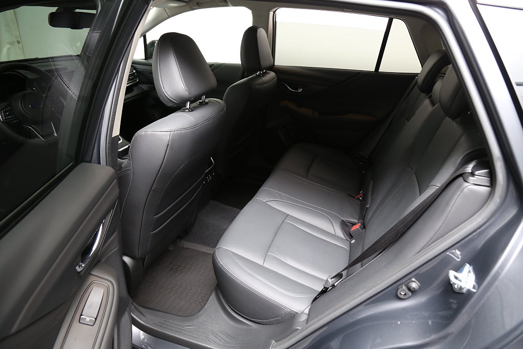 Subaru Outback 2.5 4WD XFuel Drag Limited 2,99% 2025