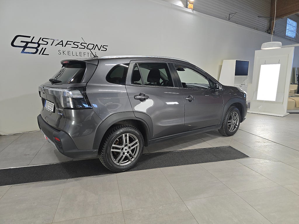 Suzuki S-Cross Hybrid AllGrip M-Värm V-hjul Backkamera