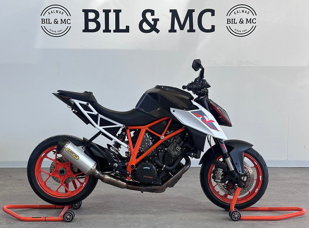 KTM 1290 Super Duke R 1.3 V-twin  0kr insats 2,95% ränta
