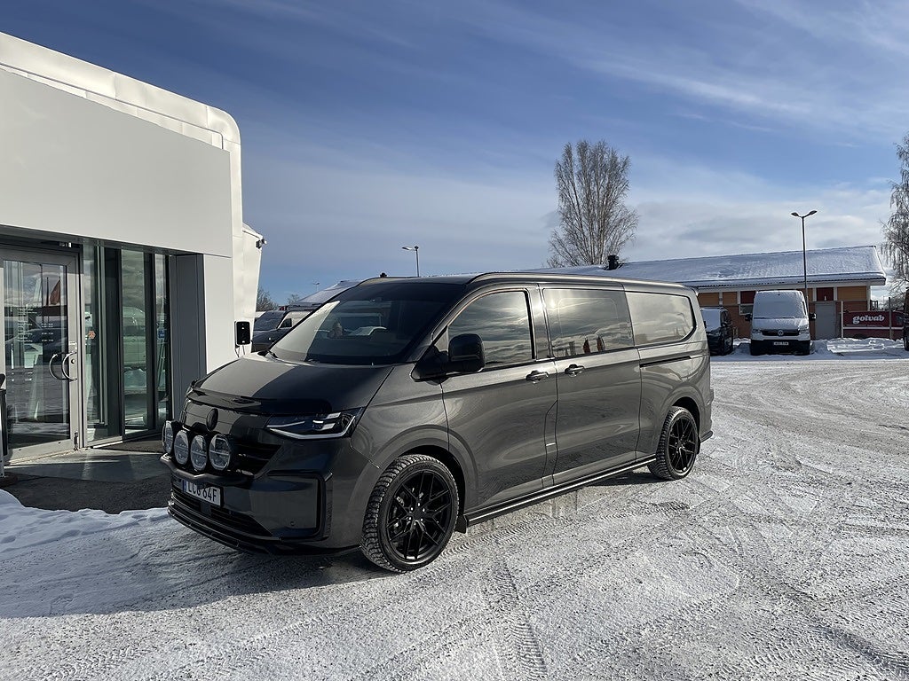 Volkswagen Transporter T7 Twin Cabin TDI 170hk 4M 20"/Läder/ Fullutrustad