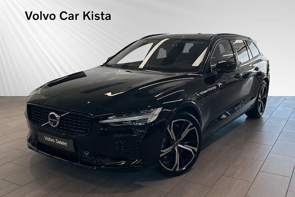 Volvo V60 T6 Plus Dark Nordic Edition Läder Drag Pano B/W