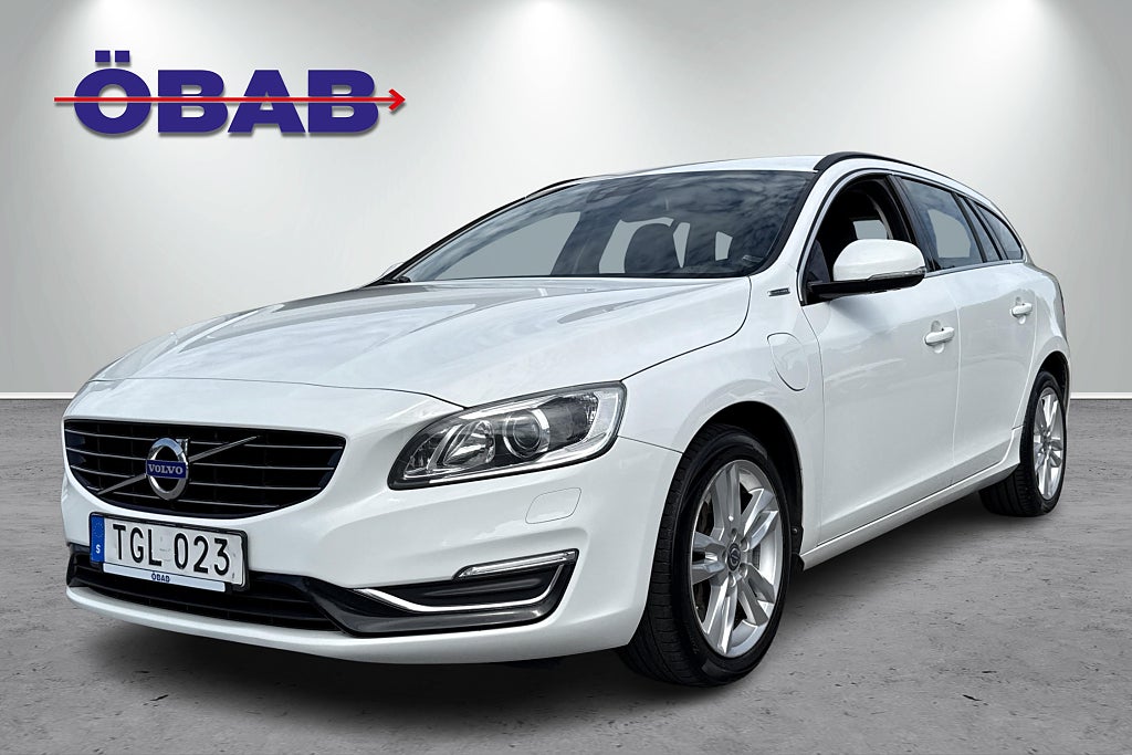 Volvo V60 D6 Plug-in Hybrid AWD Geartronic Momentum Drag