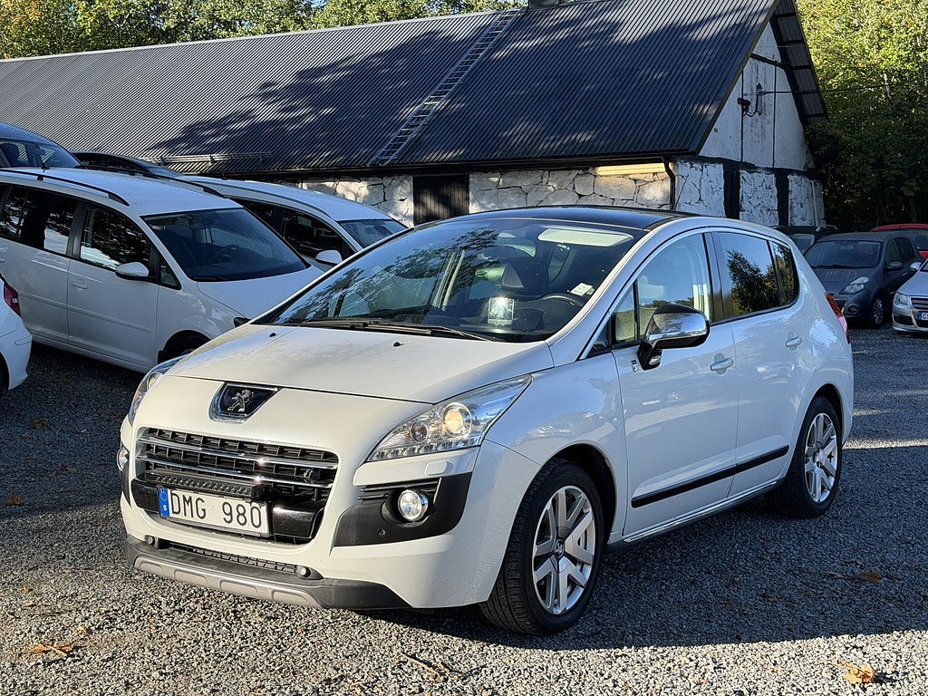 Peugeot 3008 2.0 HYbrid4 EGS, 4WD, Skinn, Pano, Drag, 200hk, 2012