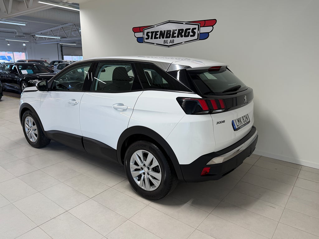 Peugeot 3008 1.2 PT 130 EAT Active SoV Hjul Presentkort ICA 5000KR thumbnail