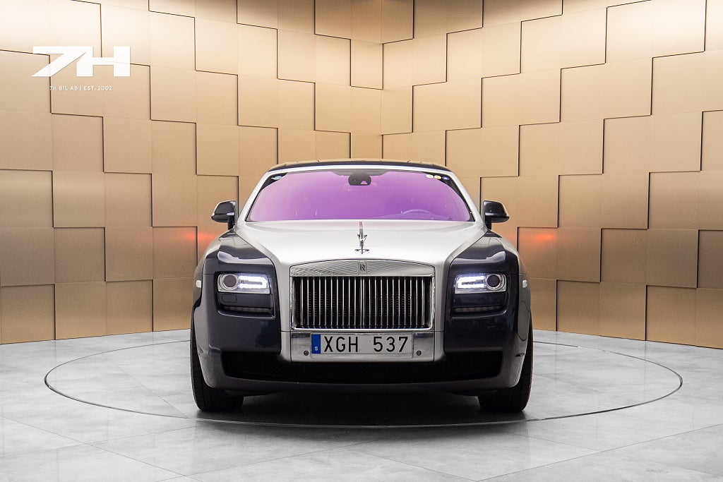 Rolls-Royce Ghost V12 Individual / 2690 Mil / Massage -Vent / HuD