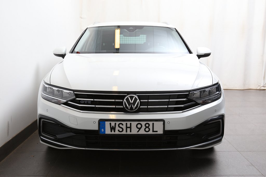 Volkswagen Passat Sportscombi GTE 218hk DSG Värmare Leasbar 2022