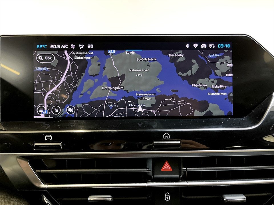 Bild på Citroën C4 X Shine 1.2 PT 130hk Aut - 360-KAMERA, CARPLAY