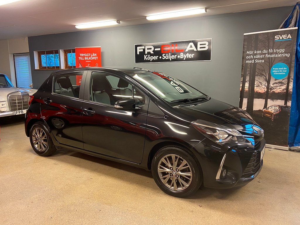 Toyota Yaris  1.5 VVT-iE Active Kamera Euro 6 Obs Låg mil  