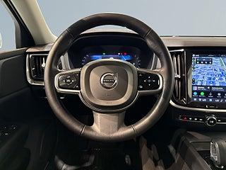 Volvo V60 Cross Country B4 AWD Drag GPS Skinn Kamera Pvärm S/V-hjul – bild 9
