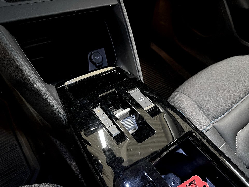 Bild på Citroën C4-X Shine 1.2 PT 130hk Aut KAMPANJRÄNTA 3,99%