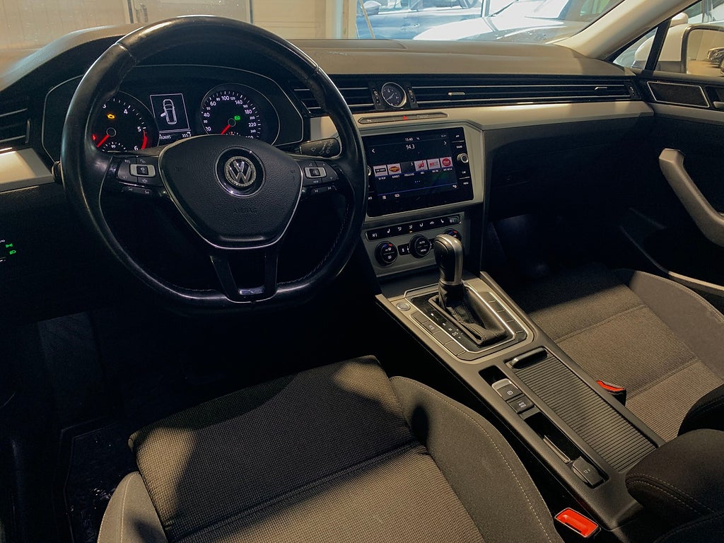 Volkswagen Passat SC 2.0 TDI 150hk | D-Värmare | Drag | Kamera |