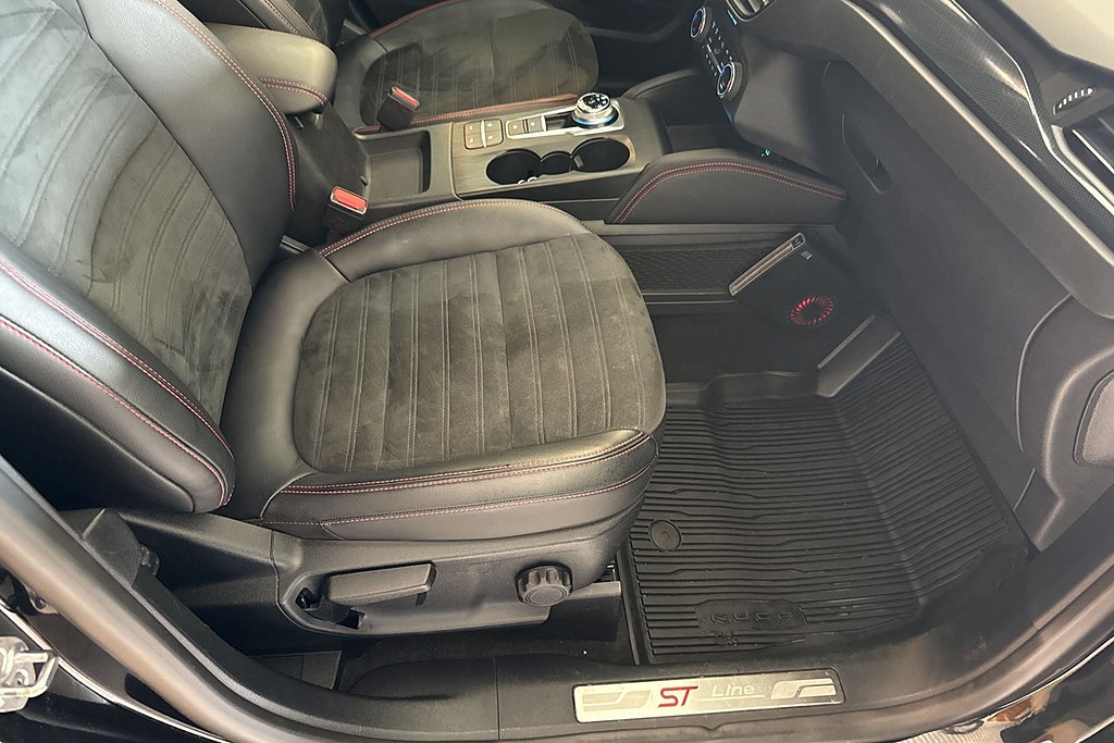 Ford Kuga Plug-In Hybrid E-CVT ST-Line Kamera Navi V-hjul  miniatyr 16