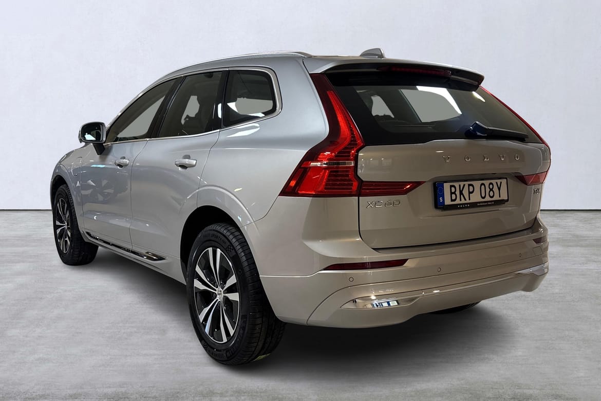 Volvo XC60 T6 Core Edition 2025, bild 4/10