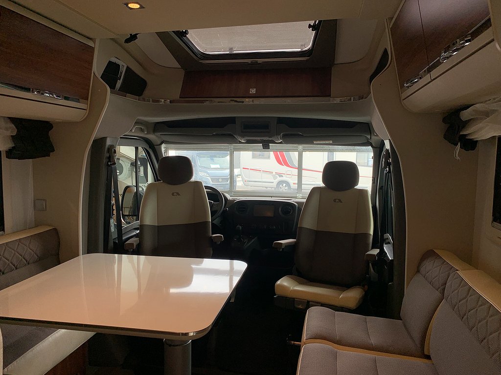 Adria Matrix Supreme 687 SLT /Automat/AC bodel/Solcell/ALDE - Adria