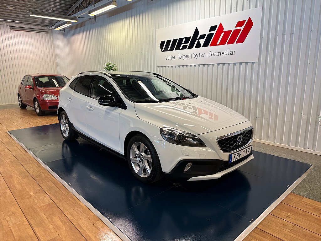 Volvo V40 Cross Country T4 AWD Aut Summum, Skinn 1år Garanti