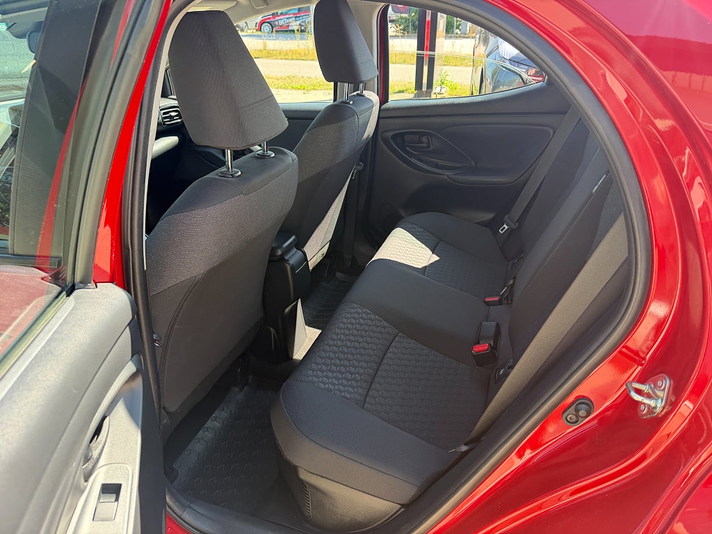 Mazda 2 Hybrid AGILE