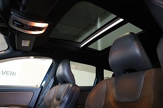SUV Volvo XC60 11 av 25