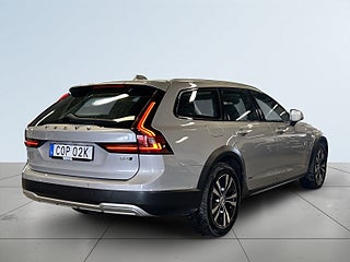 Volvo V90 Cross Country B4 AWD Geartronic Core MOMS/Kamera/Carplay/GPS/S&V-Däck – bild 6