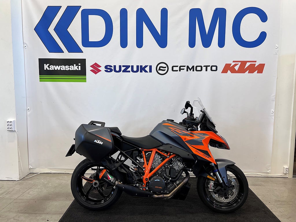 KTM 1290 Super Duke GT "Superfin GT med låga mil"