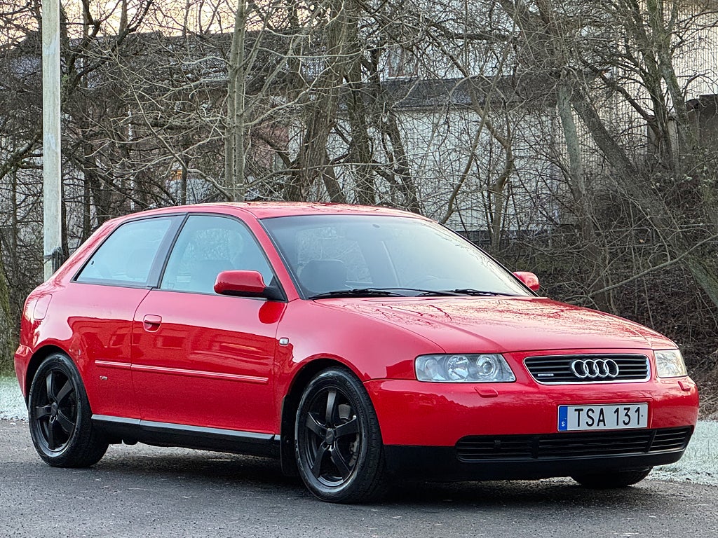 Audi A3 3-dörrar 1.8 20v Turbo quattro S Line 225hk