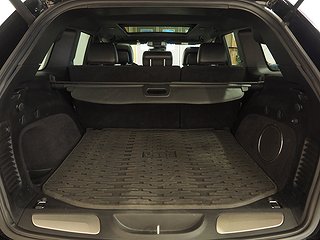 SUV Jeep Grand Cherokee 32 av 33