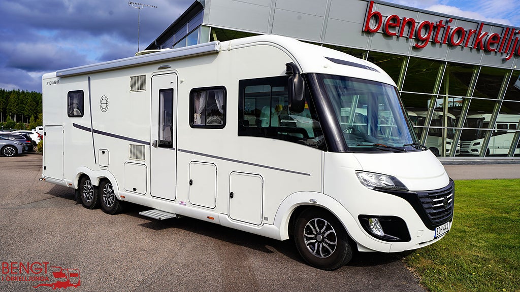 Le Voyageur 8.5 | Hydrauliska stödben | Dragkrok | Automat