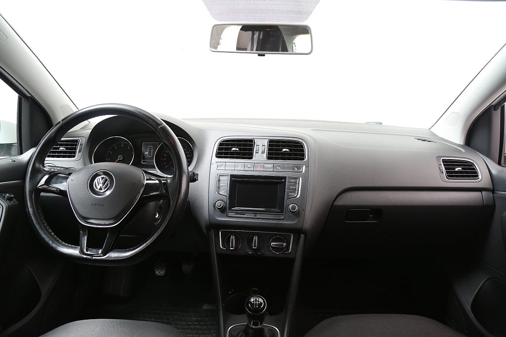 Volkswagen Polo 1,2 TSI 90hk Base 5-dörrar P-sensorer 2017