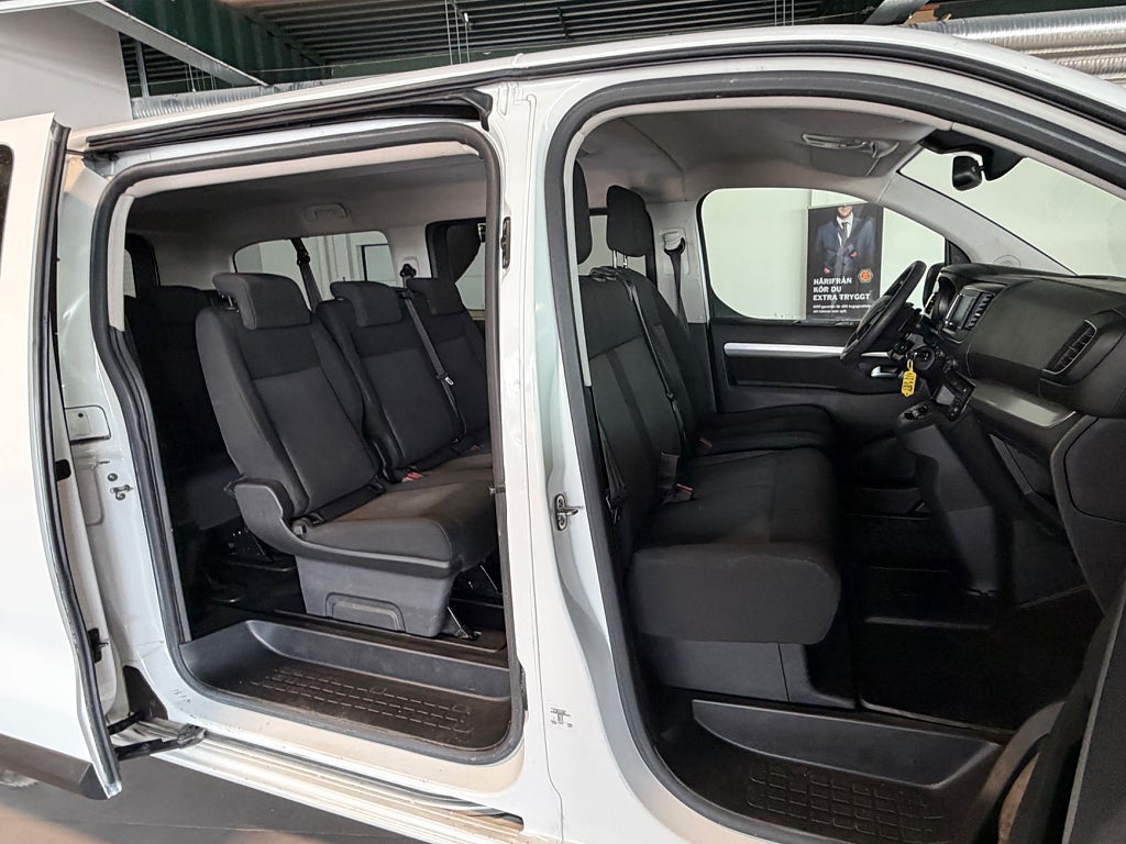 Peugeot Traveller 2019 - miniatyr 10