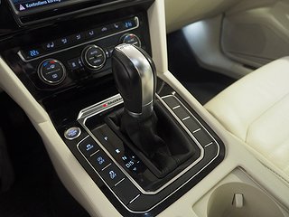 Kombi Volkswagen Passat 26 av 27