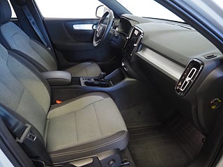 SUV Volvo XC40 10 av 23