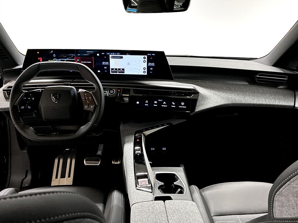 Bild på Peugeot e-5008 GT 4x4 - OMGÅENDE LEVERANS!