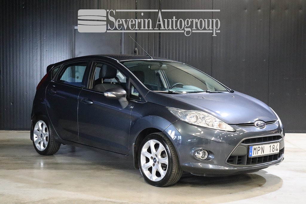 Ford Fiesta 5-dörrar 1.25 (82hk) Titanium / 1-äg