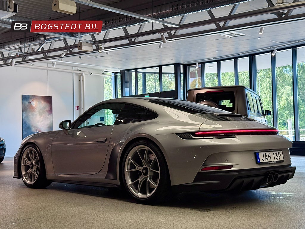 Porsche 911 GT3 Touring 992 PDK 510hk | Skalstolar | Kolfibertak