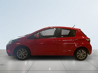 Toyota Yaris Hybrid e-CVT Active Euro 6 – bild 4