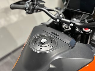 KTM 1290 Super Adventure S / Tech pack / 3 väskor / Endast 1302 mil!