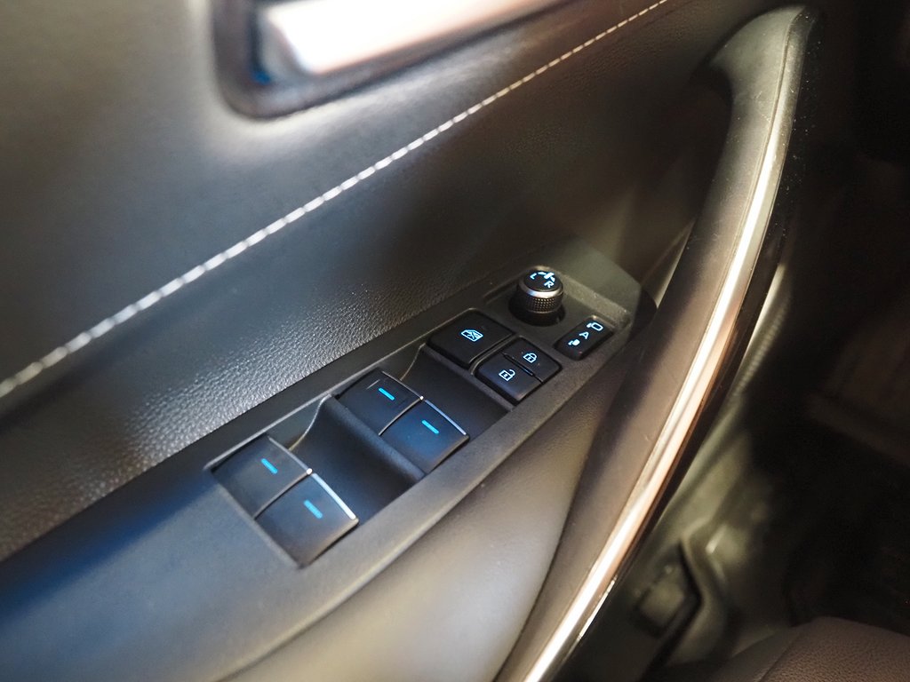 Toyota Corolla Touring Sports Hybrid e-CVT GR Sport Drag 2021