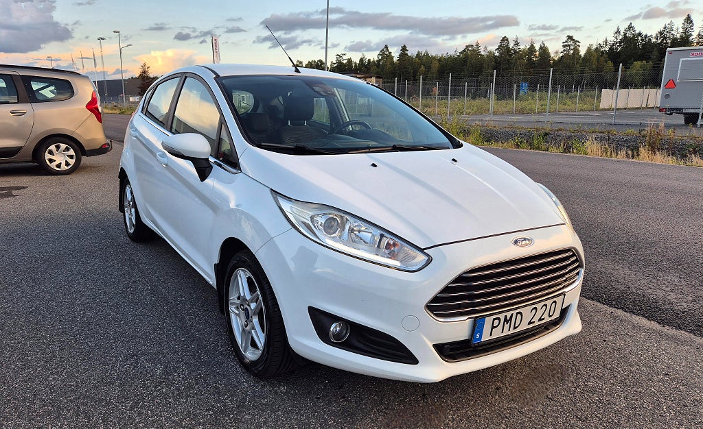 Ford Fiesta 5-dörrar 1.0 EcoBoost Titanium EU5  Nybes