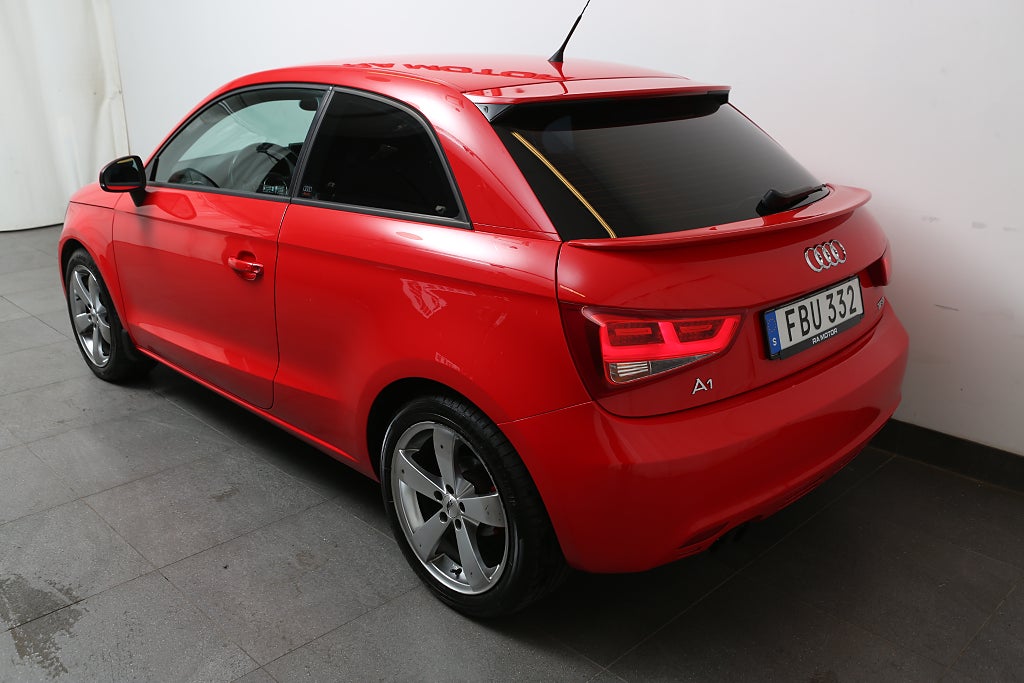 Audi A1 1,4 TFSI 122hk S Tronic Nybesiktad 2011