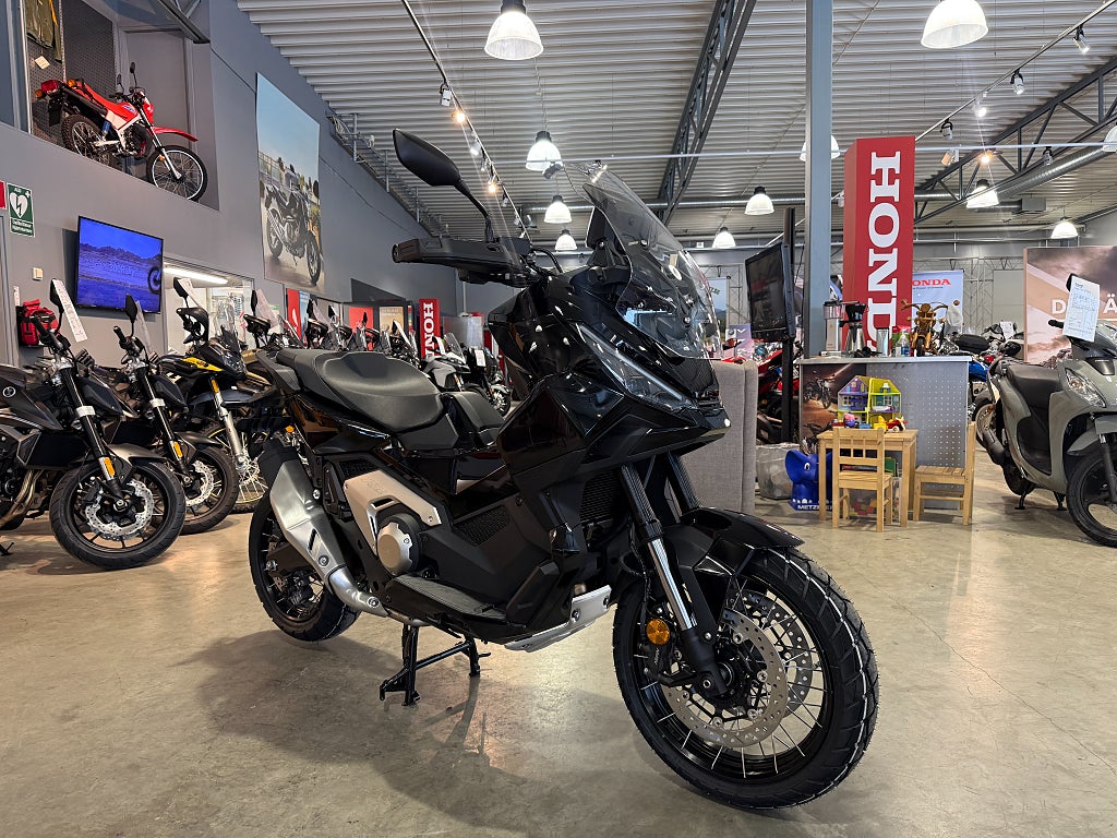 Honda X-ADV750 