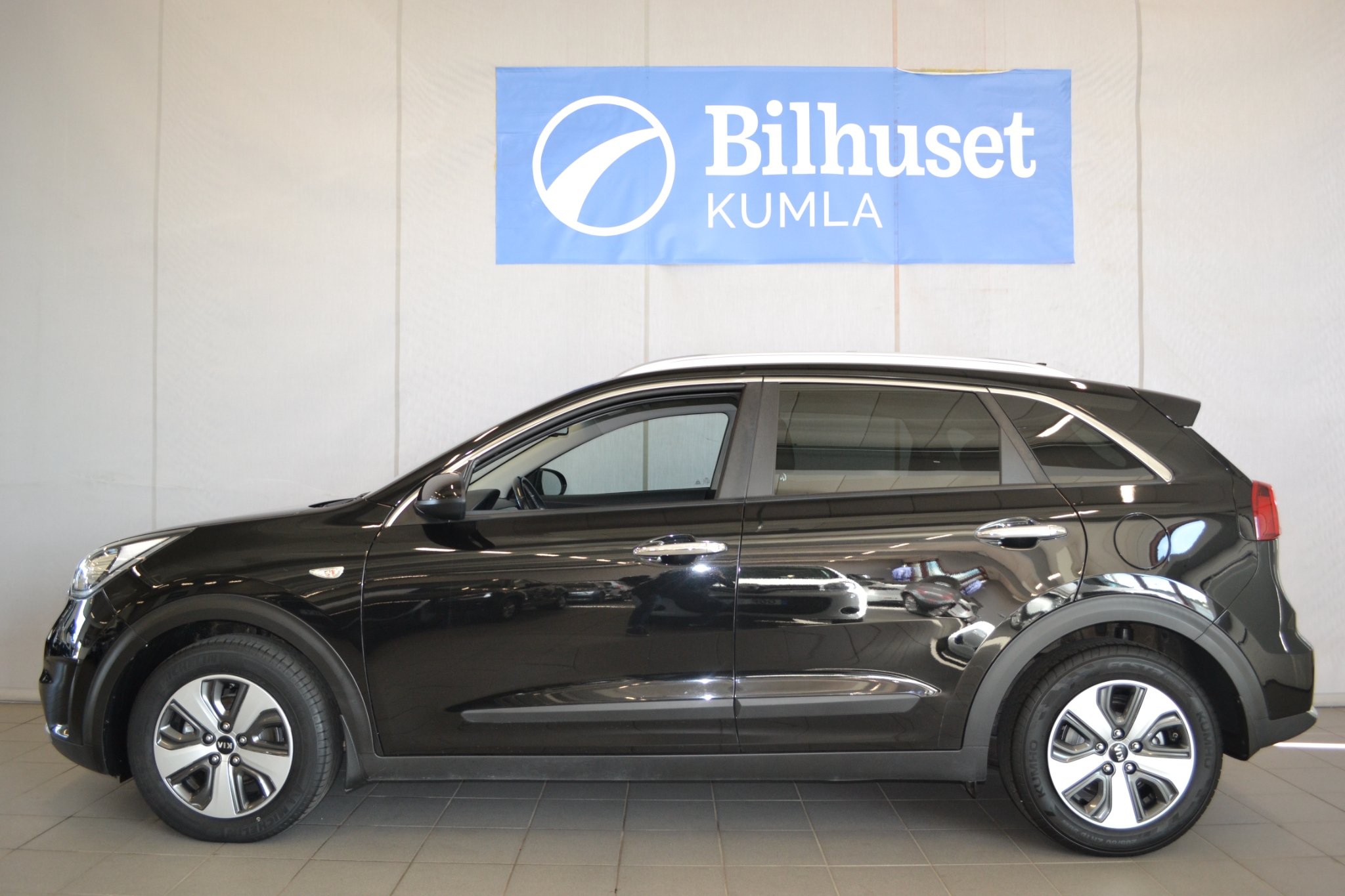 Kia Niro 2018, photo 2/10