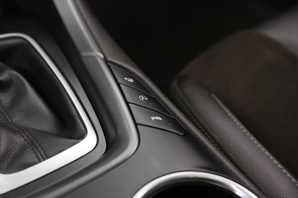 Ford Mondeo 2,0 TDCi 180hk Business Aut Kombi Panorama Värmare Drag