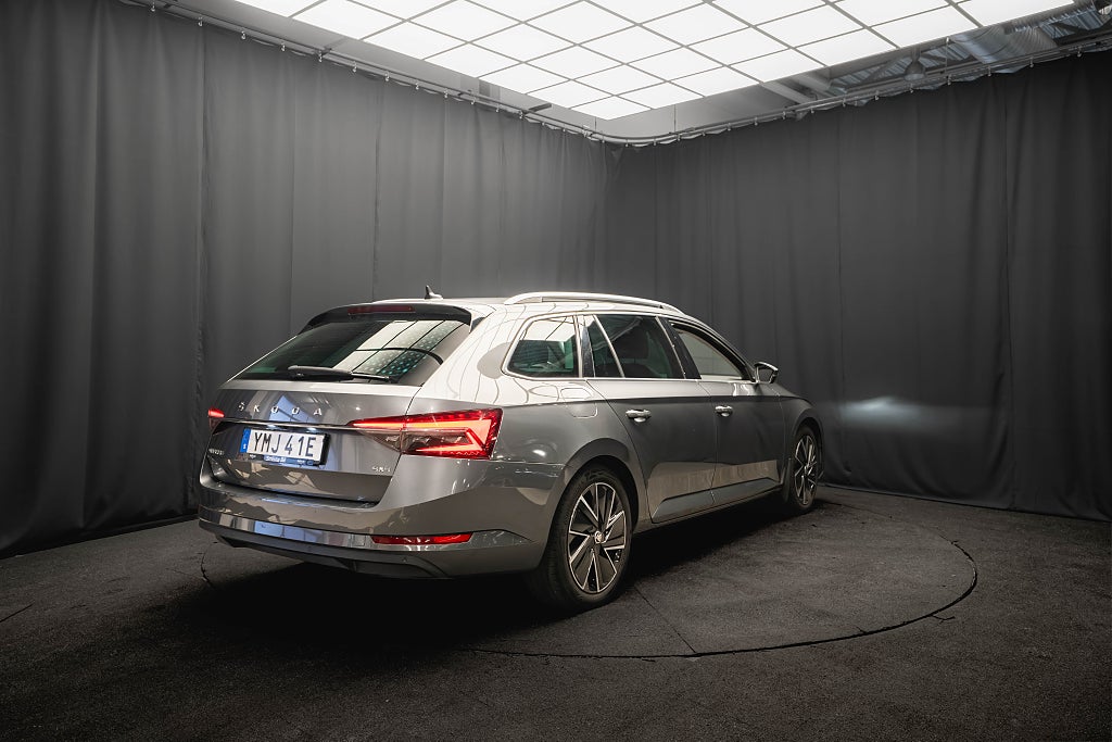 Skoda Superb TDI 4x4 BUSINESS STYLE D-VÄRM DRAG ELSTOL KAMERA MOMS