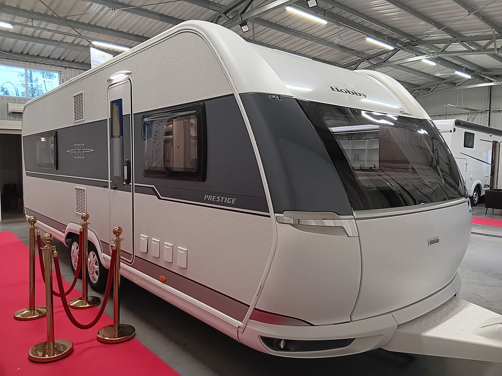 Hobby 660 WFC PRESTIGE Alde Vattenburen golvv Ugn VINTERKAMPANJ 