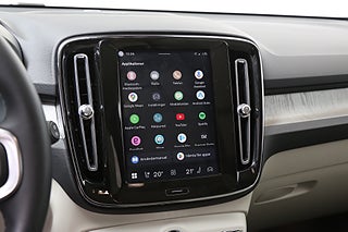 SUV Volvo XC40 22 av 29