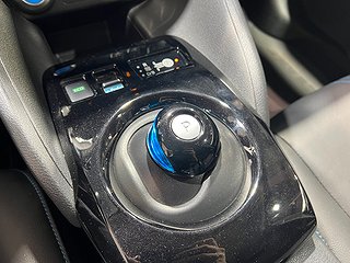 Halvkombi Nissan Leaf 14 av 20